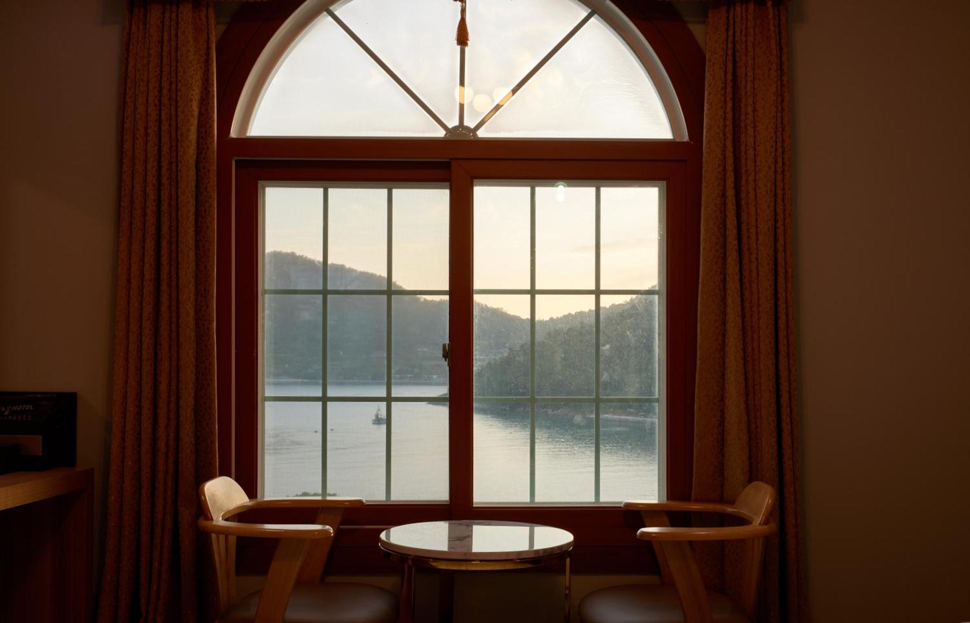 Goheung Hayan Noeul Hotel Room photo